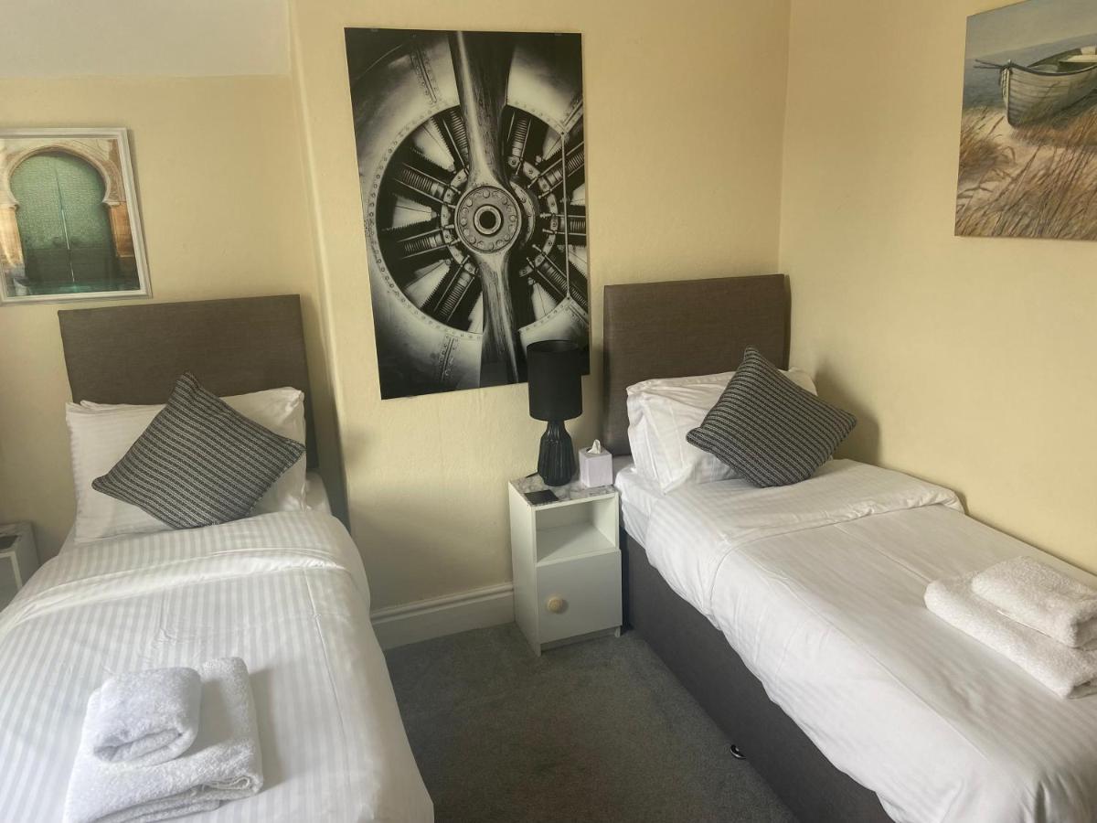 The Mountview Guest house Scarborough